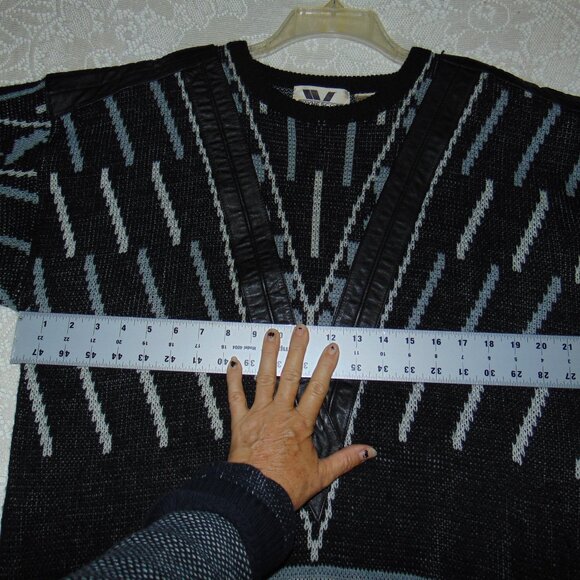 Vintage 80s Wayne Scott Sweater Men's Hand Knit Leather Black White Retro Large - Picture 8 of 10